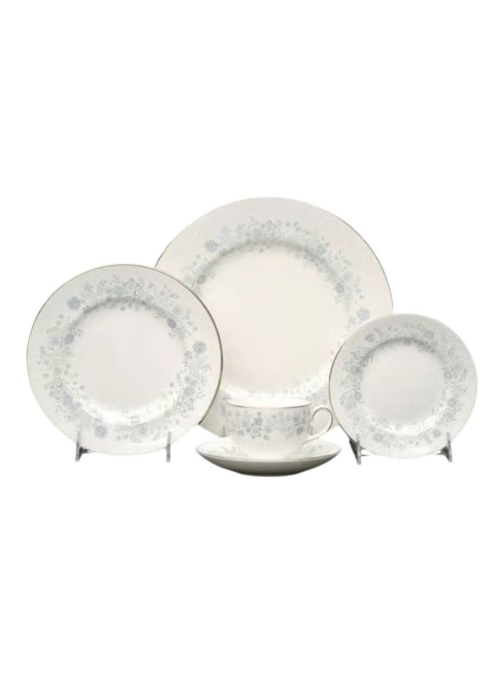 Wedgwood Belle Fluer 5-Piece Place Setting, Vintage, Discontinued, England.